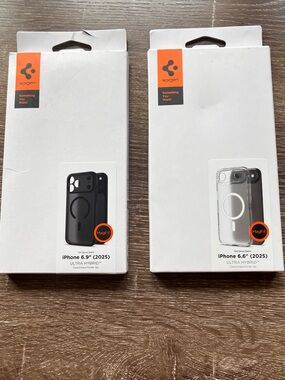 2 Spigen iPhone 17 & 17 Pro 6.9" & 6.6 (2025) MaxUltra Hybrid MagFit Cases
